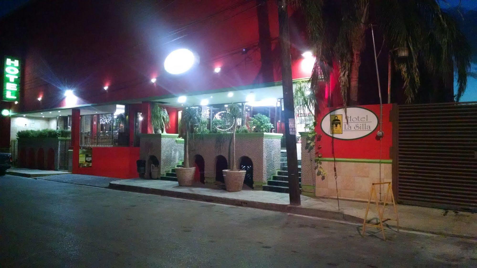 Hotel La Silla Monterrey Extérieur photo
