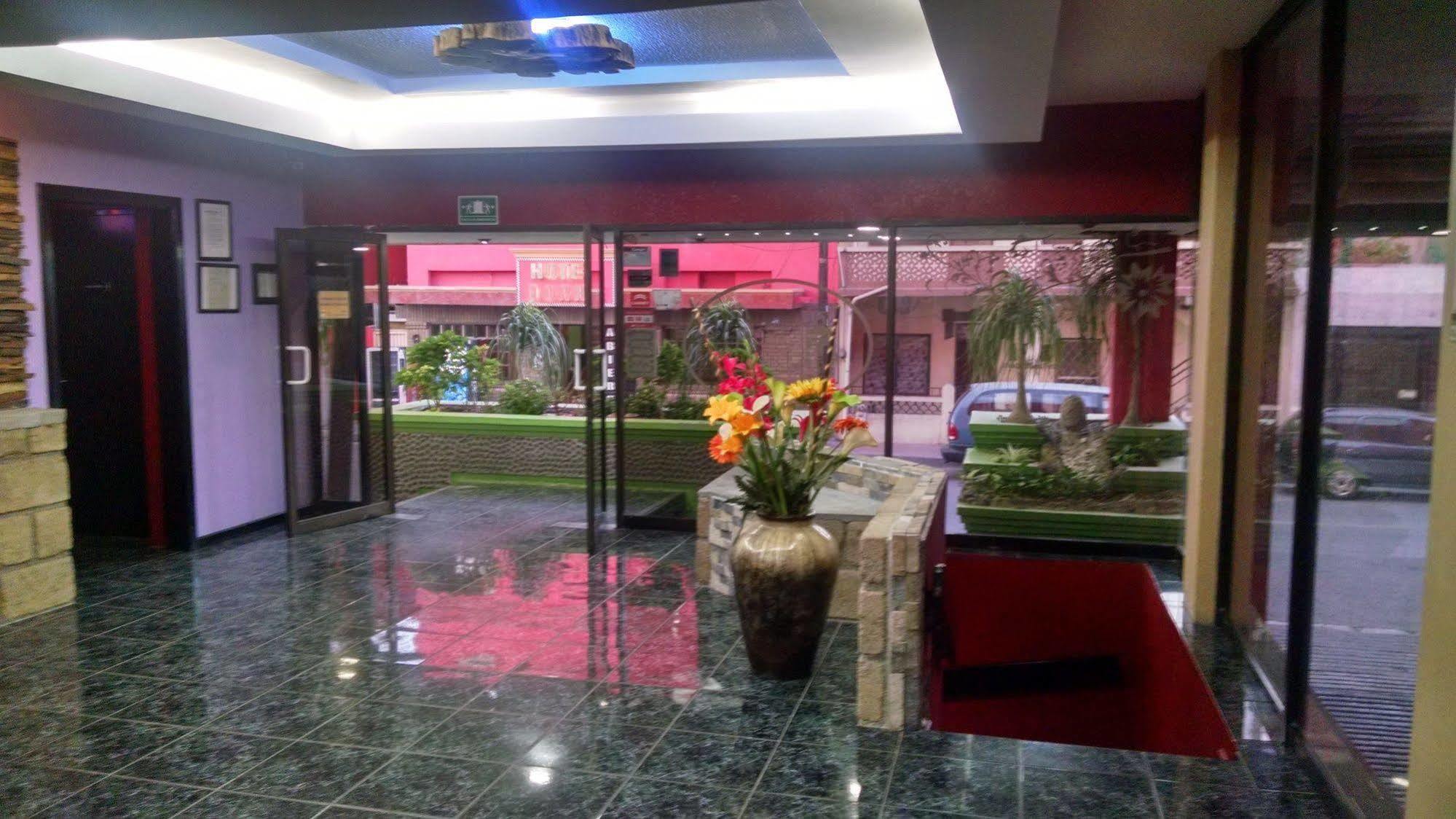 Hotel La Silla Monterrey Extérieur photo